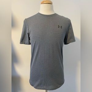 UNDER ARMOUR RUSH Men’s Grey/sliver Active Workout T-Shirt Medium